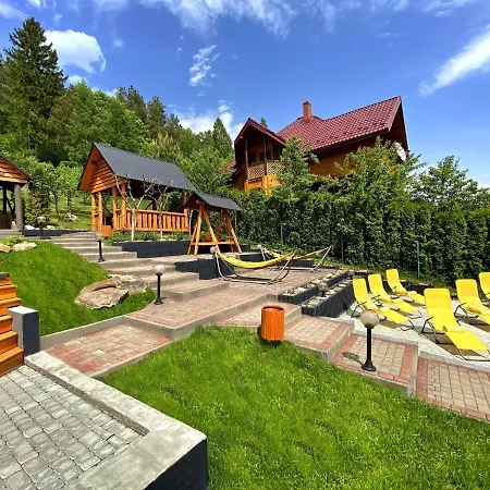 краса карпат 酒店 *