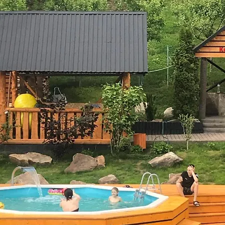 Hotel краса карпат *