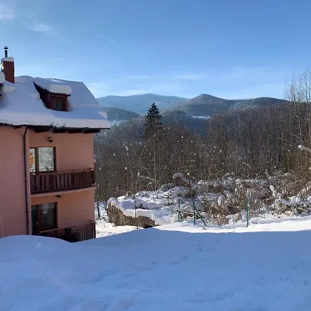 Hotel краса карпат *